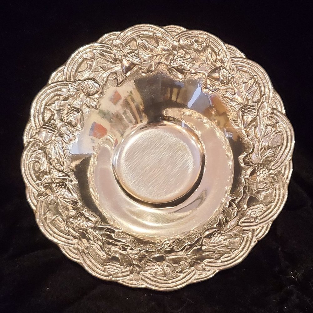 RWP Wilton Armetale Pewter 9" Bowl - Oakleaf and Acorn - Small